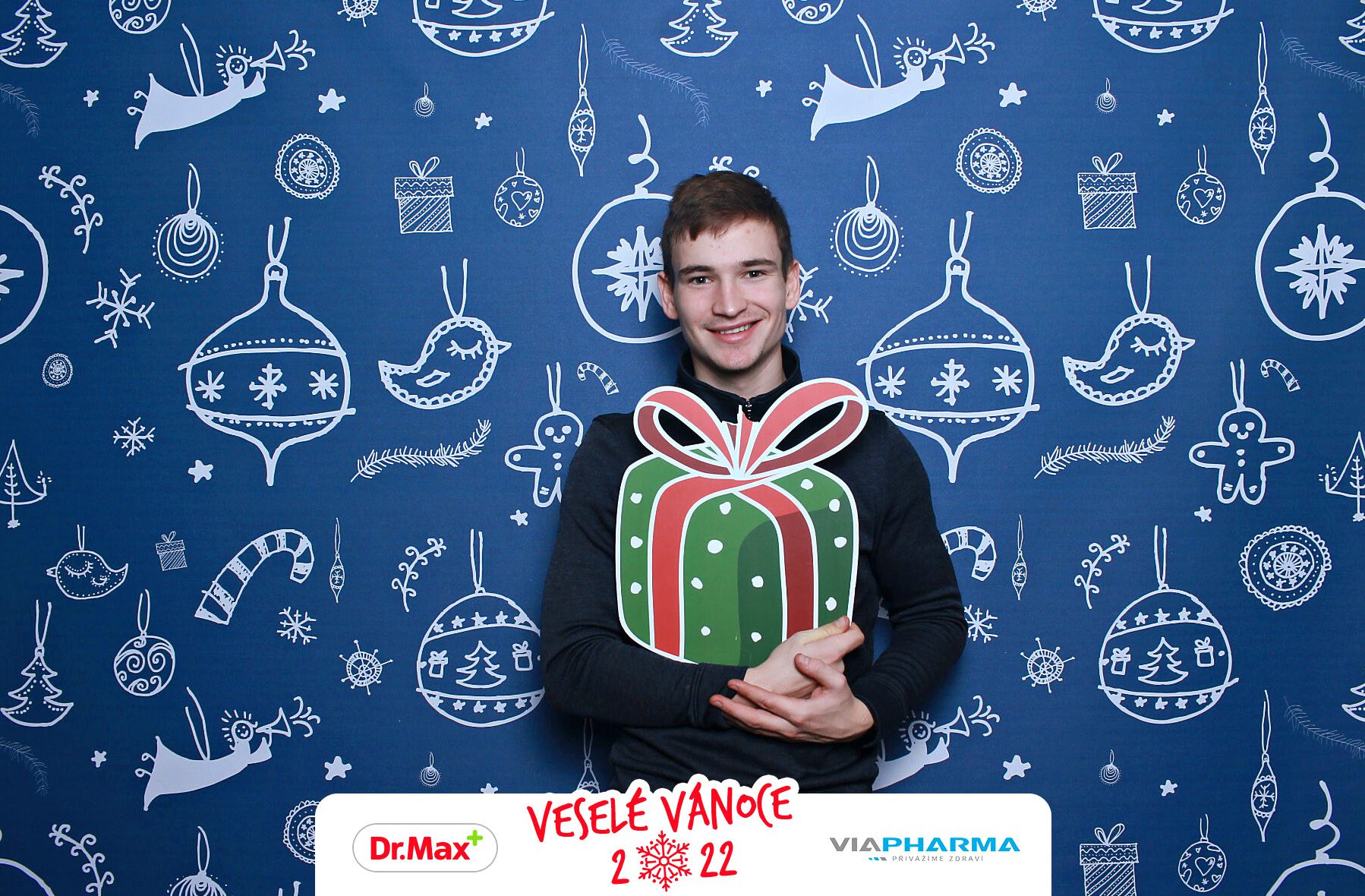 fotokoutek-firemni-vecirek-vanocni-vecirek-dr-max-vesele-vanoce-13-12-2022-817931
