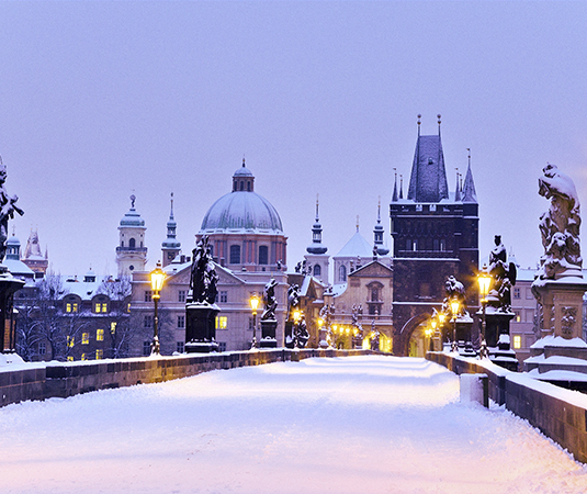 Zasněžený Karlův most